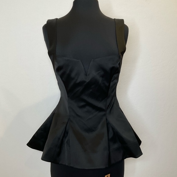 Reformation Rayne Satin Top Peplum Style  Square Neck in Black Size 6 - Picture 5 of 15